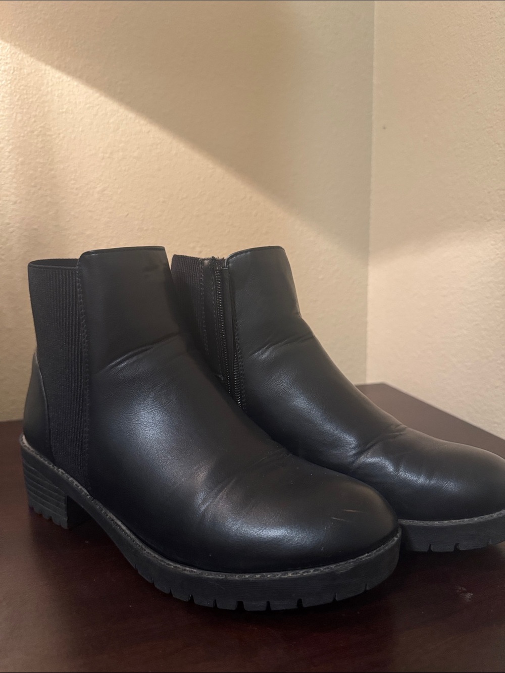Women's Black Chelsea Ankle Boots - Classic Side-Zip Style  woman size 8.5